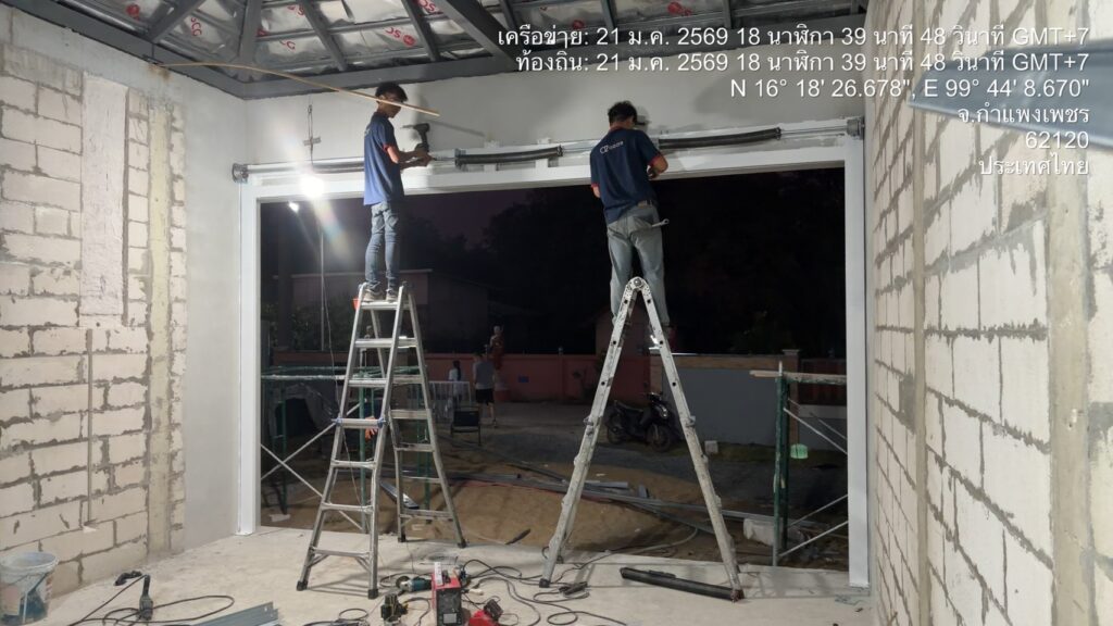 Installation photo of Garage Doors for Single House in Chonburi by OZ DOOR (16)