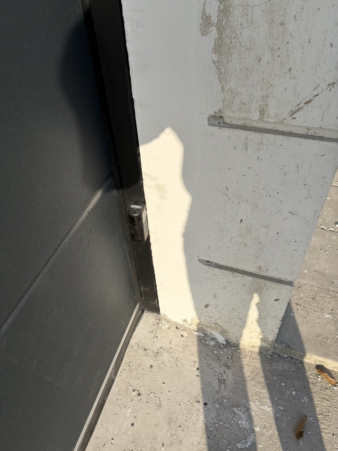 Installation photo of Garage Doors for Single House in Nonthaburi by OZ DOOR (10)