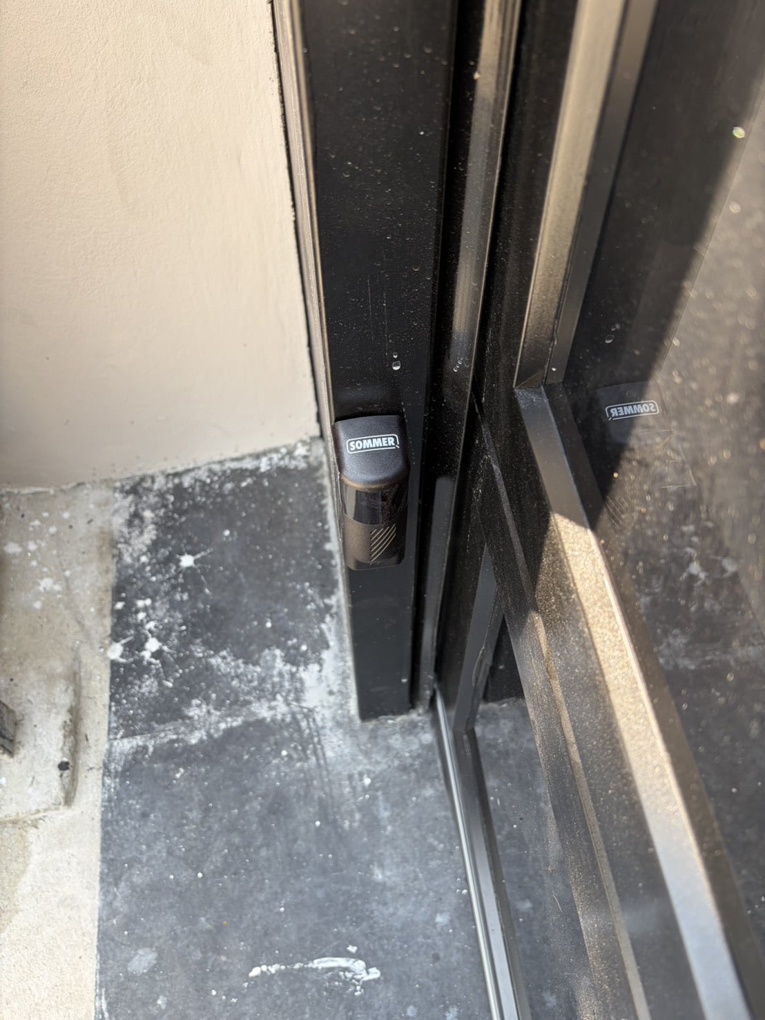 Installation photo of Garage Doors for Single House in Nonthaburi by OZ DOOR (8)