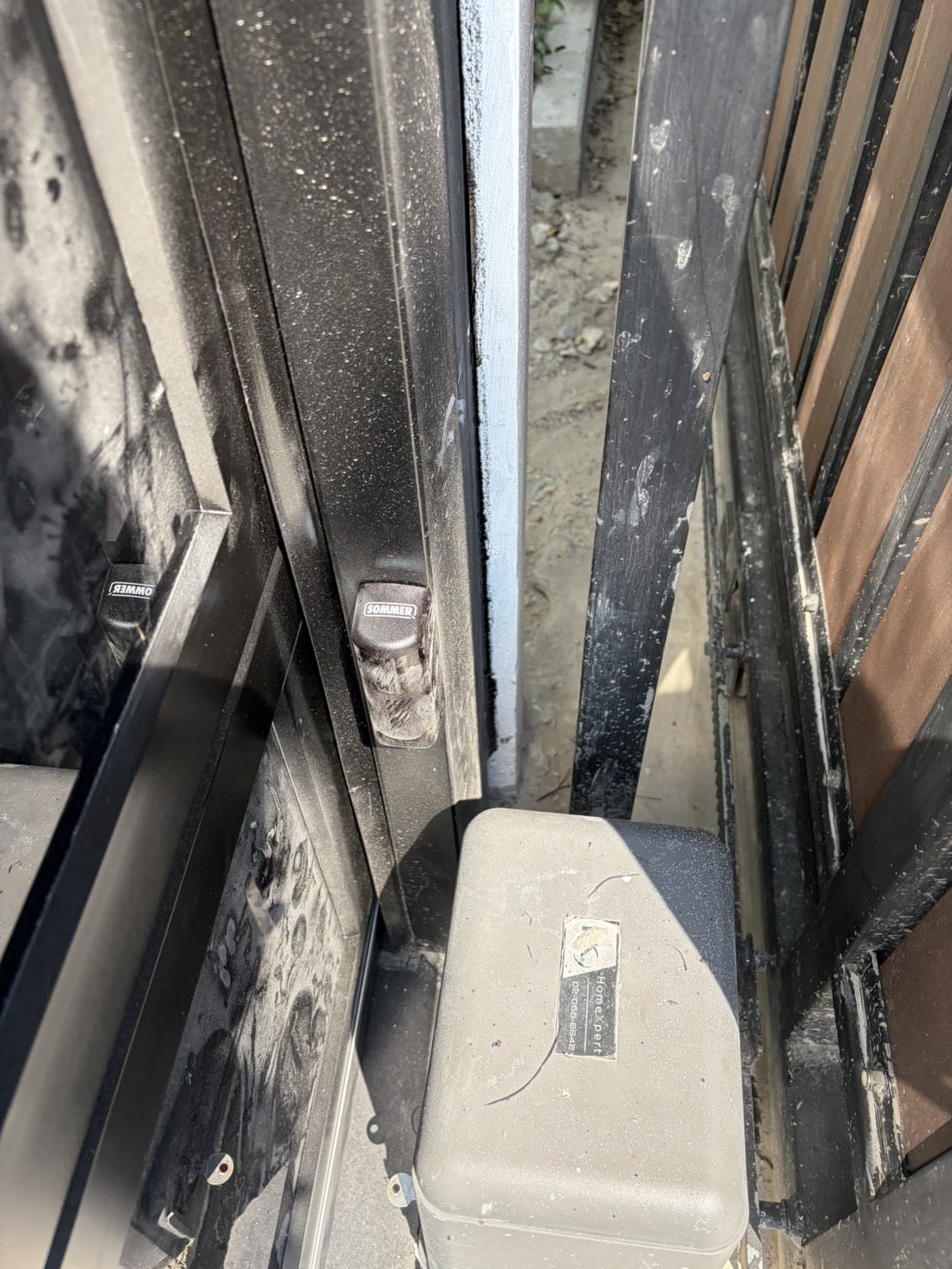 Installation photo of Garage Doors for Single House in Nonthaburi by OZ DOOR (9)