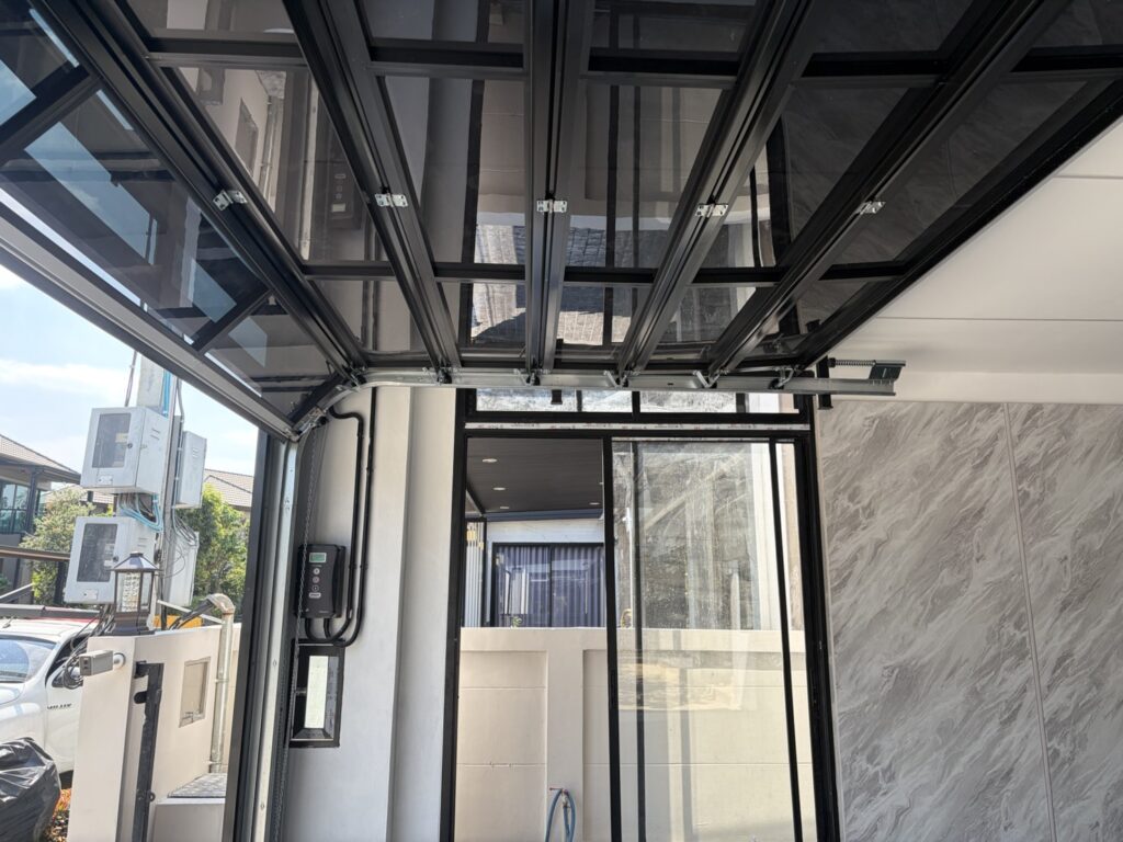 Installation photo of Garage Doors for Single House in Nonthaburi by OZ DOOR (10)