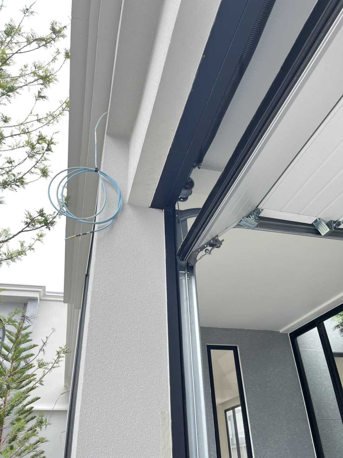 Installation photo of Garage Doors for Single House in Pathum Thani by OZ DOOR (5)