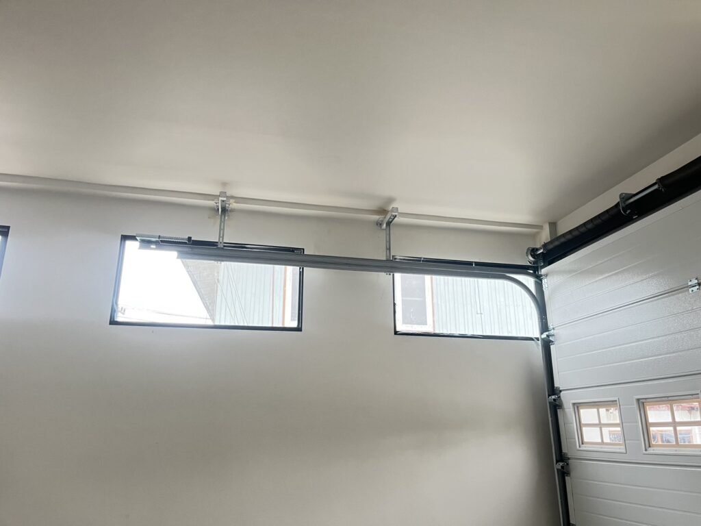 Installation photo of Garage Doors for Single House in Pathum Thani by OZ DOOR (12)