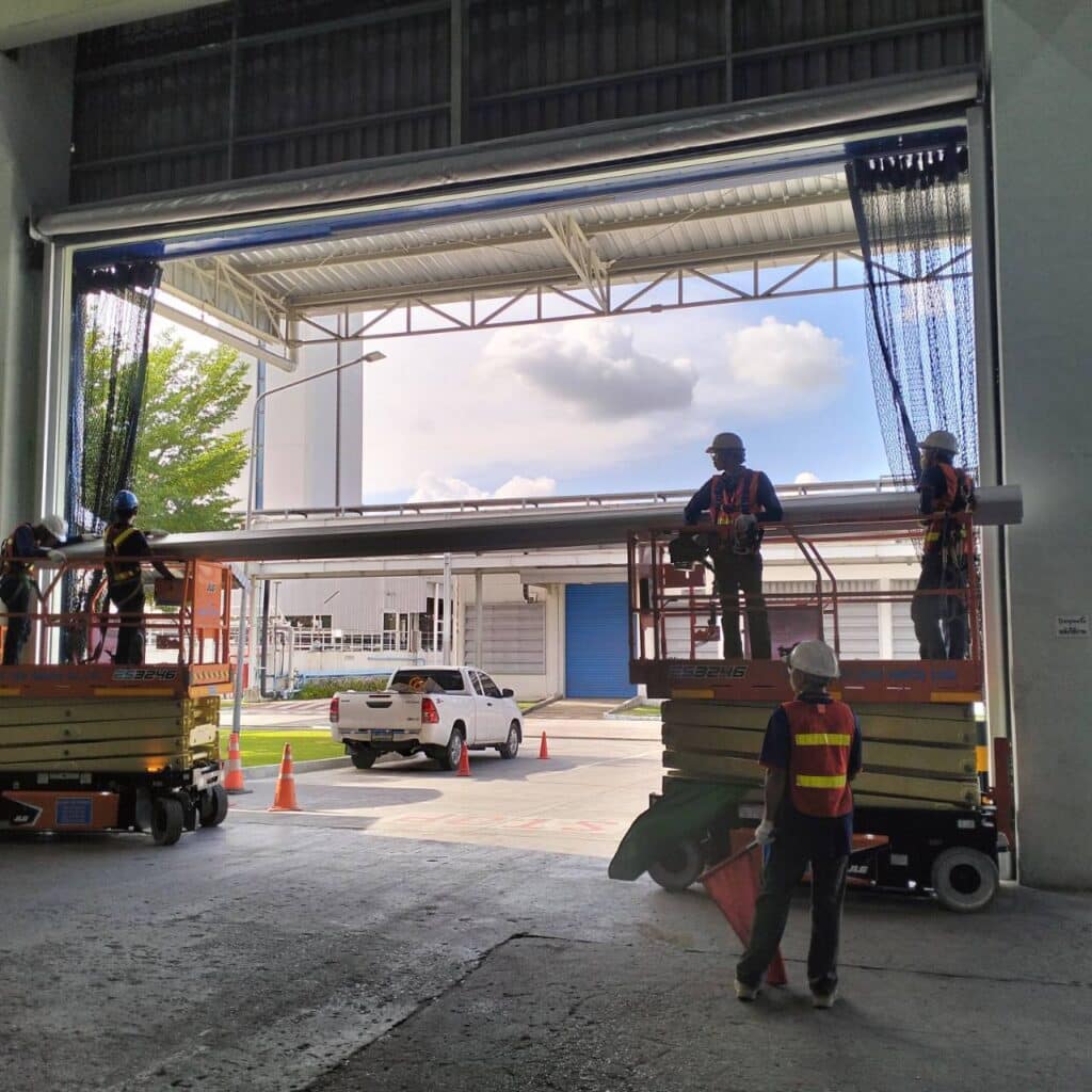 ภาพผลงานติดตั้งประตูไฮสปีด รุ่น Standard สำหรับคลีนรูมและ GMP ที่สมุทรปราการ โดย OZ DOOR (11)