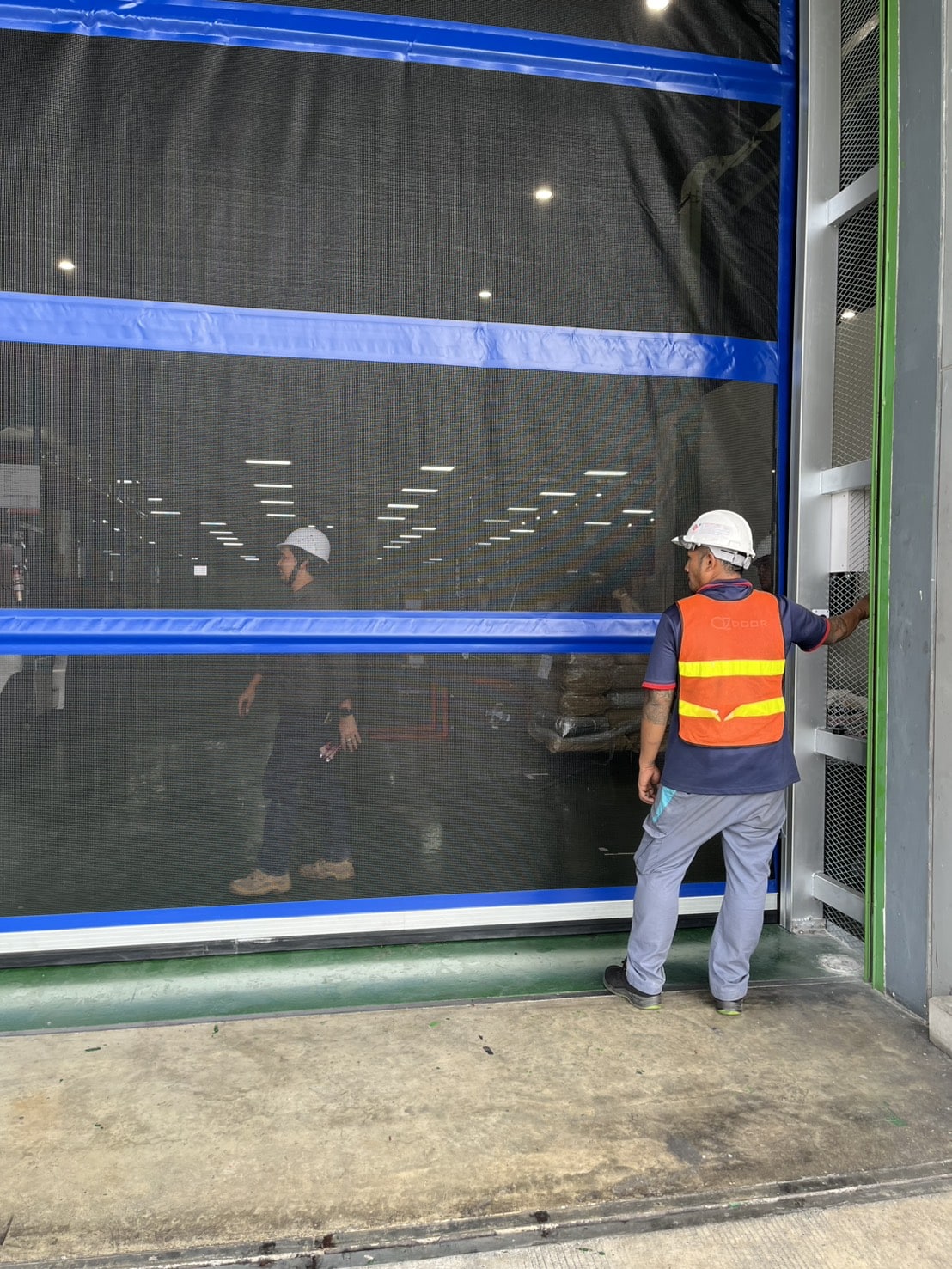 ภาพผลงานติดตั้งประตูไฮสปีด รุ่น Standard สำหรับคลีนรูมและ GMP ที่สมุทรปราการ โดย OZ DOOR (13)