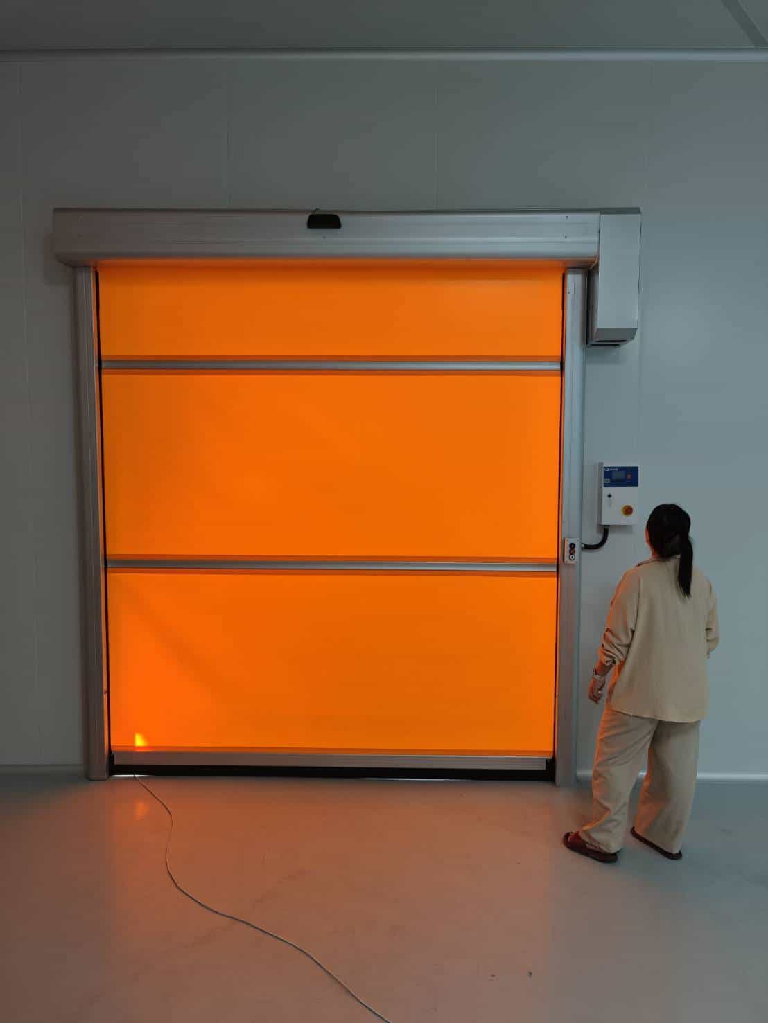 ภาพผลงานติดตั้งประตูไฮสปีด รุ่น Standard สำหรับอาหารและเครื่องดื่ม ที่สมุทรปราการ โดย OZ DOOR (13)