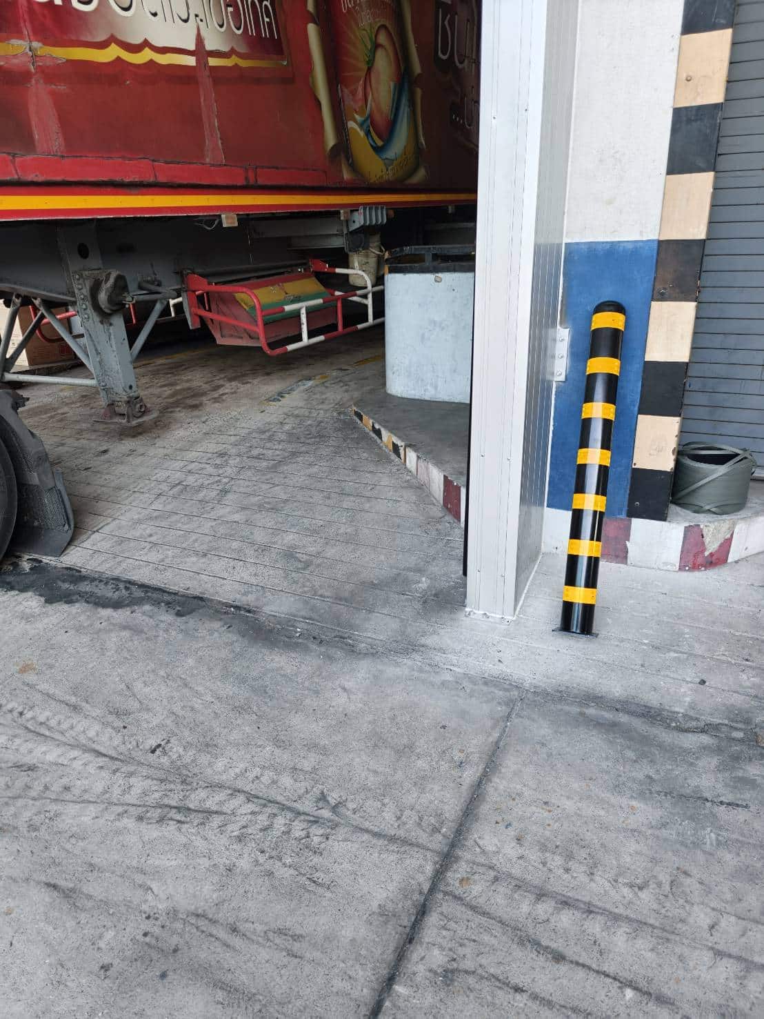 ภาพผลงานติดตั้งประตูไฮสปีด รุ่น Standard สำหรับอาหารและเครื่องดื่ม ที่สมุทรสาคร โดย OZ DOOR (26)