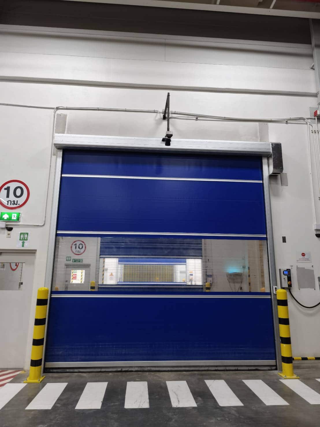 ภาพผลงานติดตั้งประตูไฮสปีด รุ่น Standard สำหรับโรงงานอุตสาหกรรม ที่ระยอง โดย OZ DOOR (8)