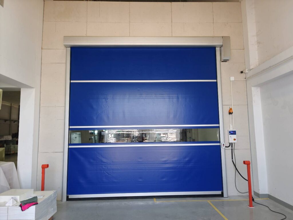 ภาพผลงานติดตั้งประตูไฮสปีด รุ่น Standard สำหรับโรงงานอุตสาหกรรม ที่ระยอง โดย OZ DOOR (4)