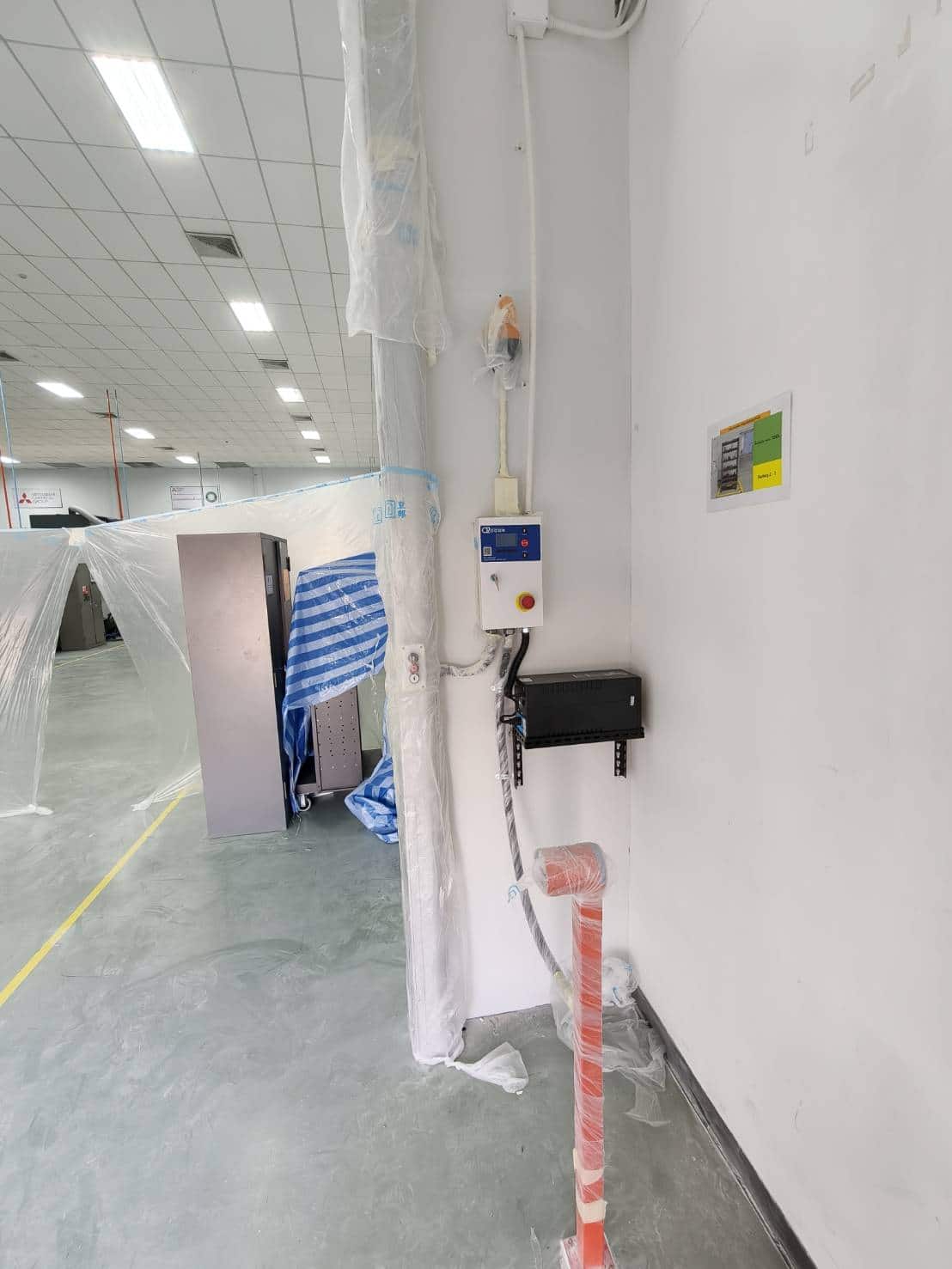 ภาพผลงานติดตั้งประตูไฮสปีด รุ่น Standard สำหรับโรงงานอุตสาหกรรม ที่ระยอง โดย OZ DOOR (14)