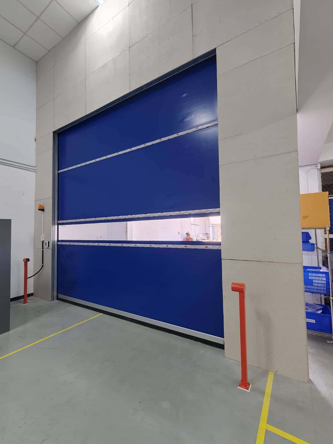 ภาพผลงานติดตั้งHigh speed door สำหรับโรงงานอุตสาหกรรม ที่ระยอง โดย OZ DOOR