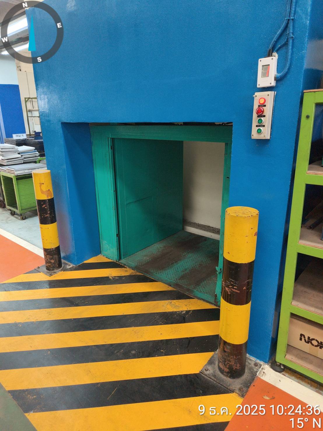 ภาพผลงานติดตั้งประตูไฮสปีด รุ่น Standard สำหรับคลังสินค้าและโลจิสติกส์ ที่ระยอง โดย OZ DOOR