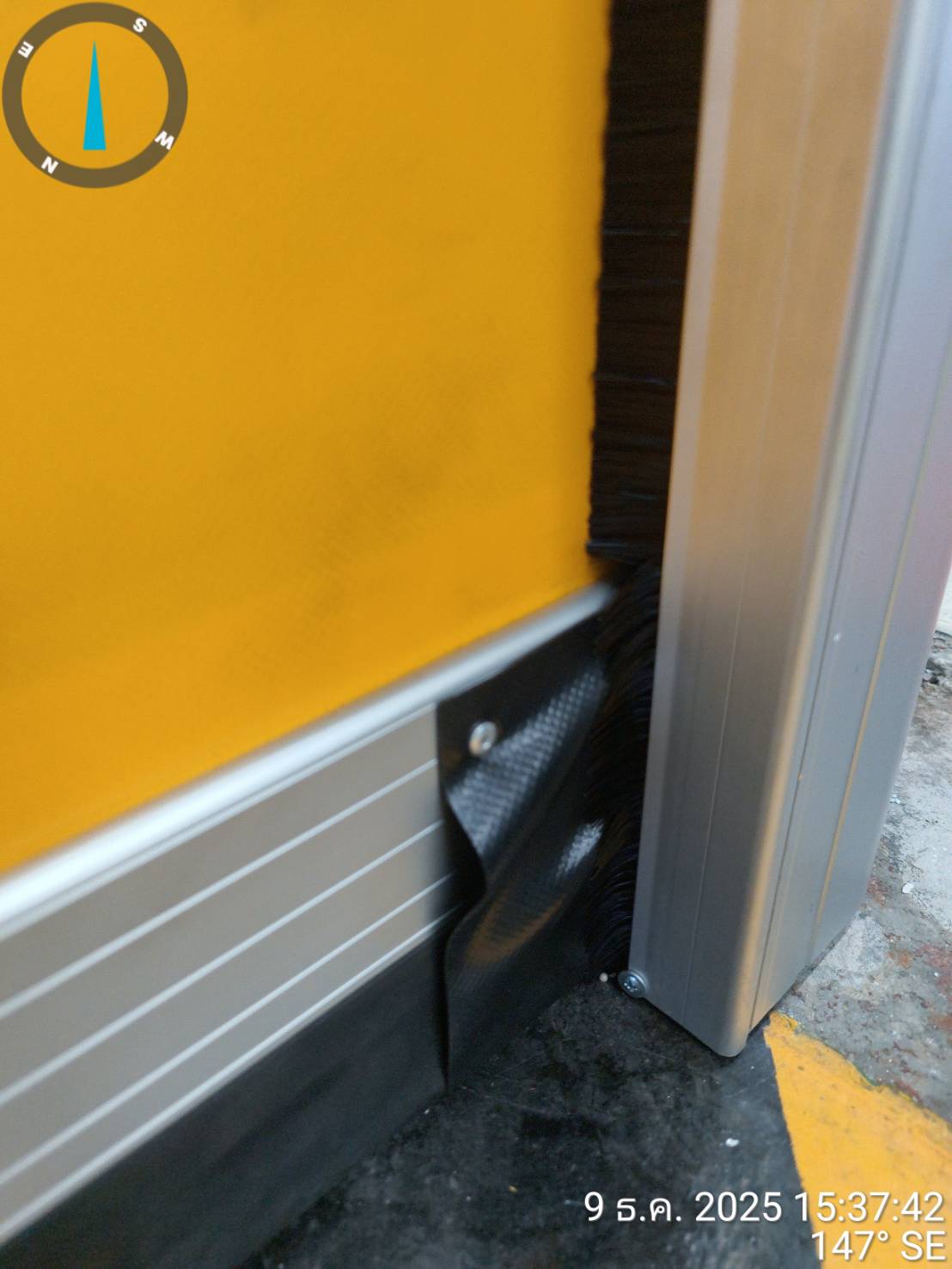 ภาพผลงานติดตั้งประตูไฮสปีด รุ่น Standard สำหรับคลังสินค้าและโลจิสติกส์ ที่ระยอง โดย OZ DOOR (5)