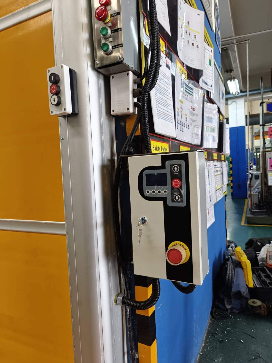 ภาพผลงานติดตั้งประตูไฮสปีด รุ่น Standard สำหรับคลังสินค้าและโลจิสติกส์ ที่ระยอง โดย OZ DOOR (19)