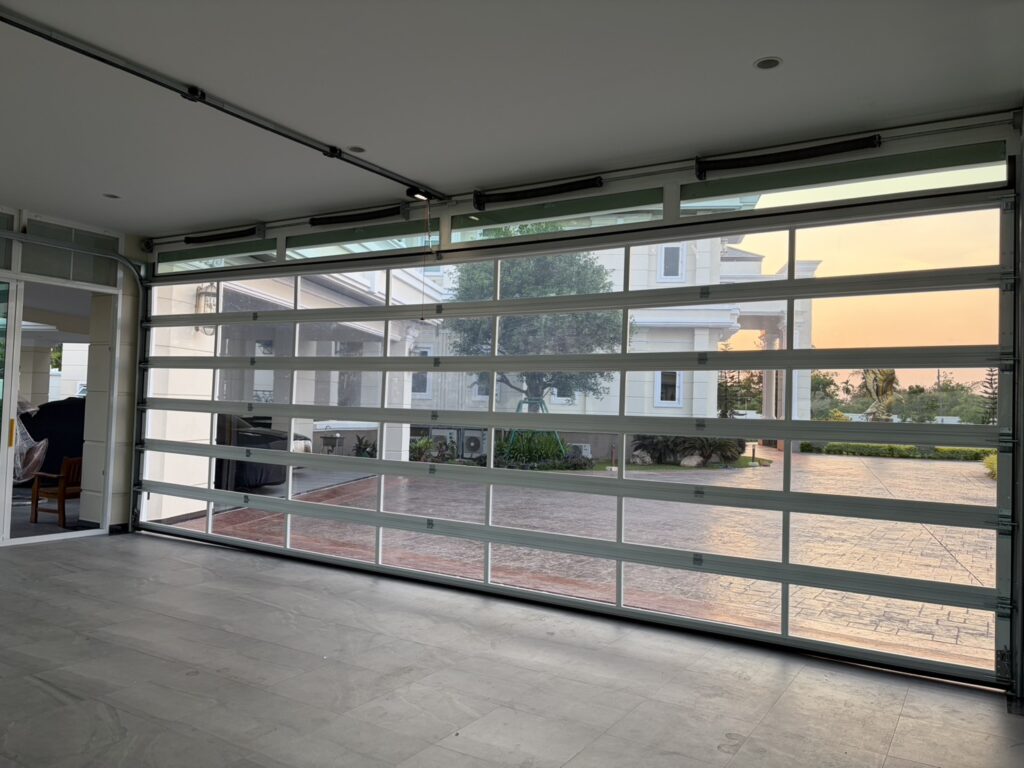Installation photo of Garage Doors for Single House in Bangkok by OZ DOOR (4)