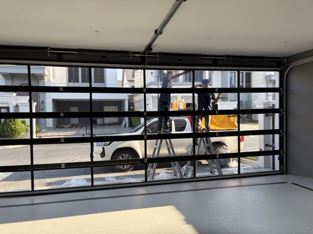 Installation photo of Garage Doors for Single House in Bangkok by OZ DOOR (2)