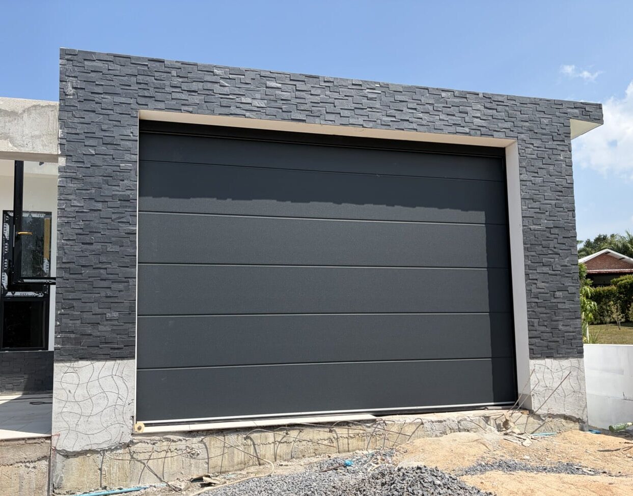 Installation photo of Garage Doors for Single House in Pathum Thani by OZ DOOR