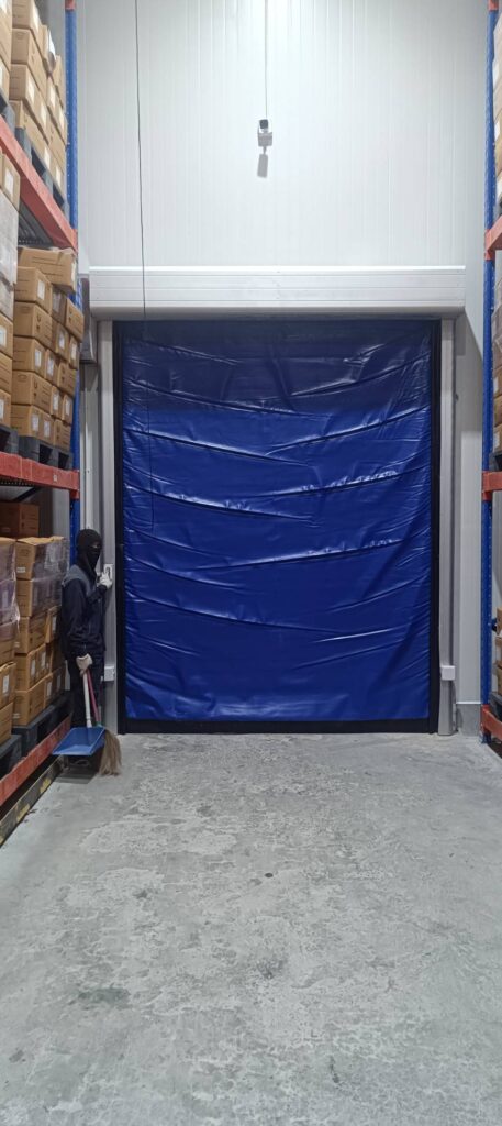 Installation photo of High Speed Doors for Cold Storage in Saraburi by OZ DOOR (2)