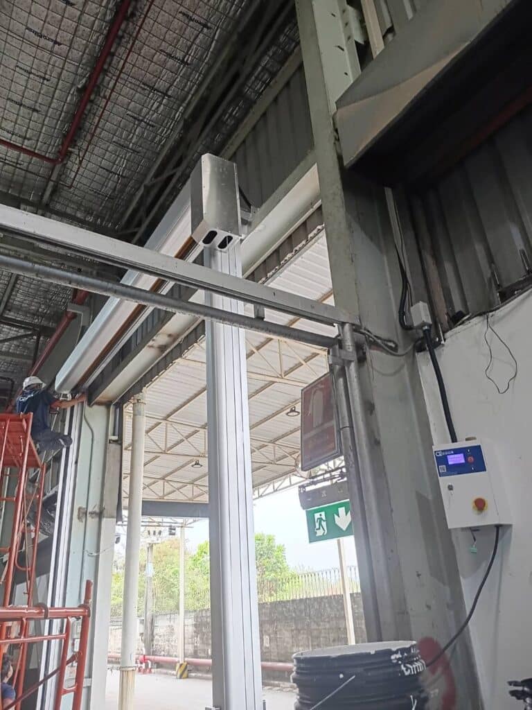 Installation photo of High Speed Doors for Manufacturing in Prachin Buri by OZ DOOR (8)
