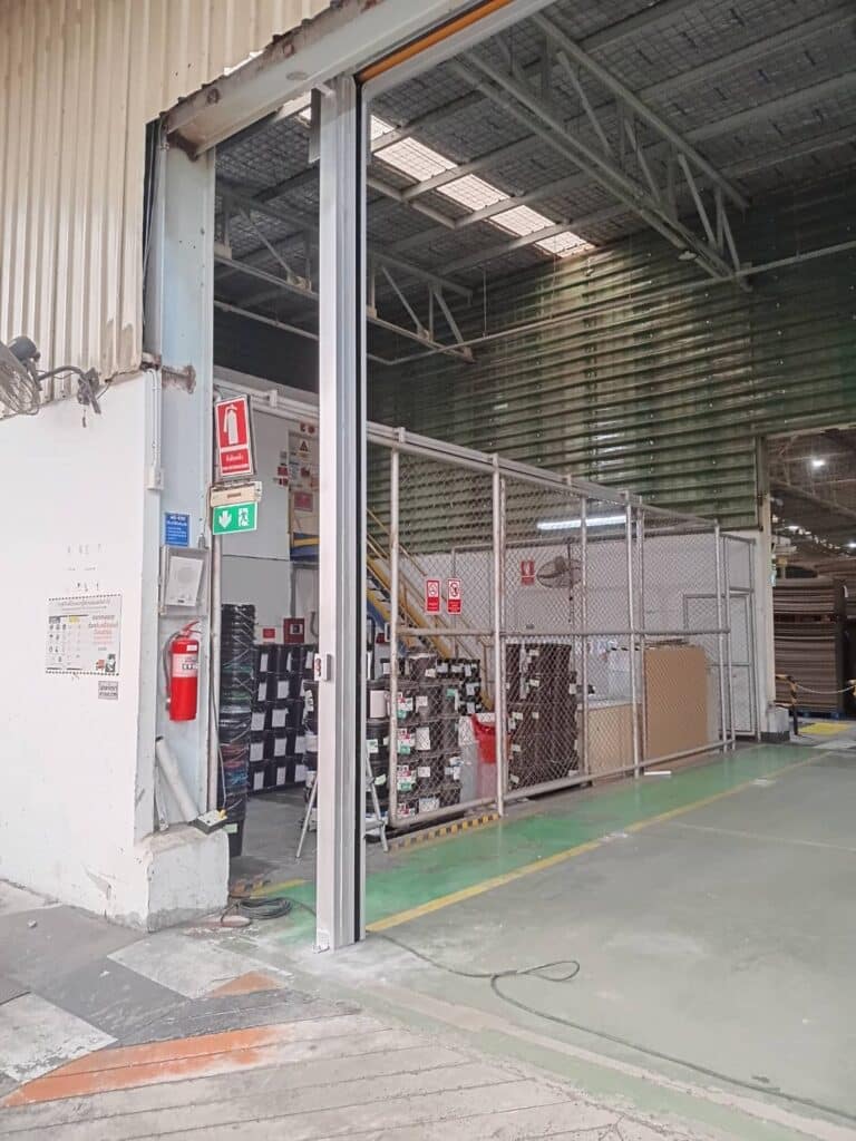 Installation photo of High Speed Doors for Manufacturing in Prachin Buri by OZ DOOR (10)