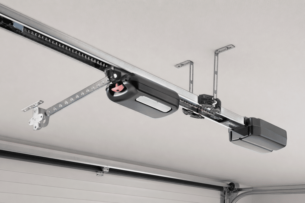 มอเตอร์ประตูโรงรถ SOMMER รุ่น S9110 base พร้อมราง S3 ระบบมอเตอร์กลาง เงียบ นุ่มนวล ทนทาน เหมาะกับบ้านสมัยใหม่