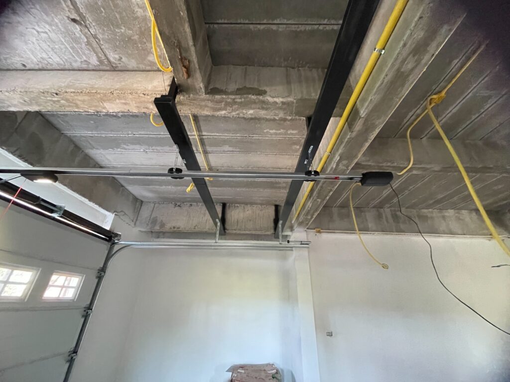Installation photo of Standard Garage Door for Single House in Phetchabun by OZ DOOR (6)