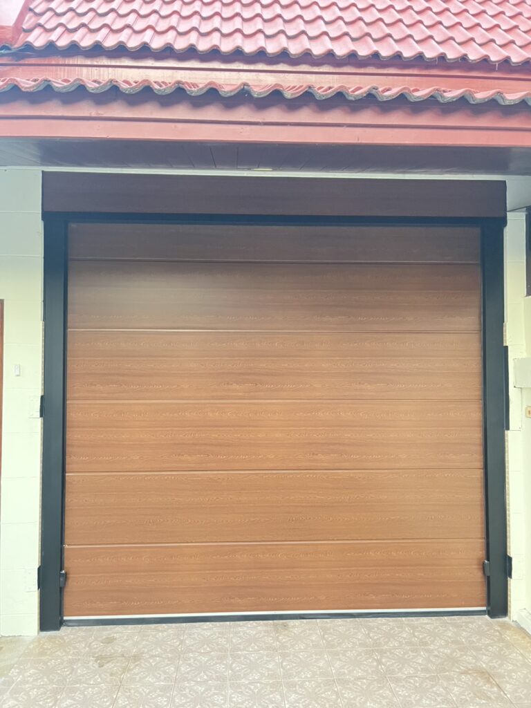 Installation photo of Standard Garage Door for Single House in Phuket by OZ DOOR (2)