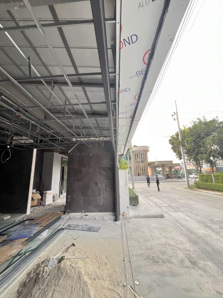 Installation photo of Standard Garage Door for Single House in อยุธยา by OZ DOOR (6)