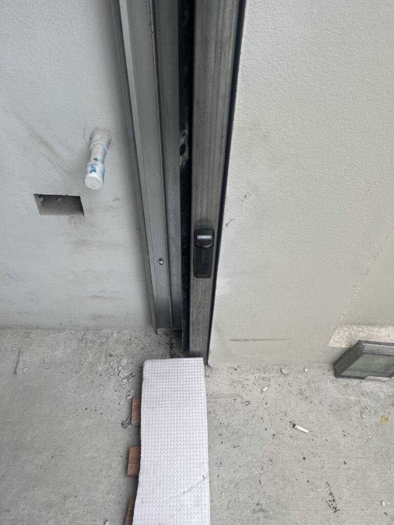 Installation photo of Full View Garage Door for Single House in Chonburi by OZ DOOR (6)