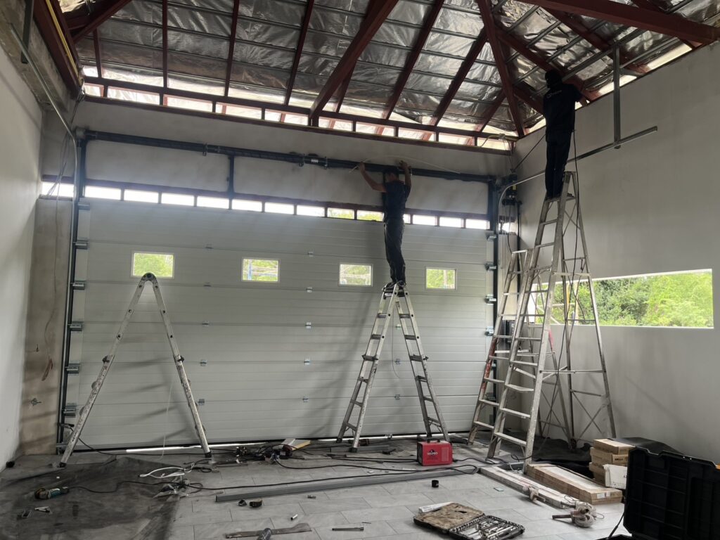 Installation photo of Standard Garage Door for Single House in Phetchaburi by OZ DOOR (2)