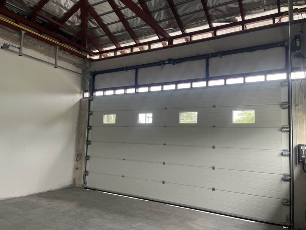 Installation photo of Standard Garage Door for Single House in Phetchaburi by OZ DOOR (10)