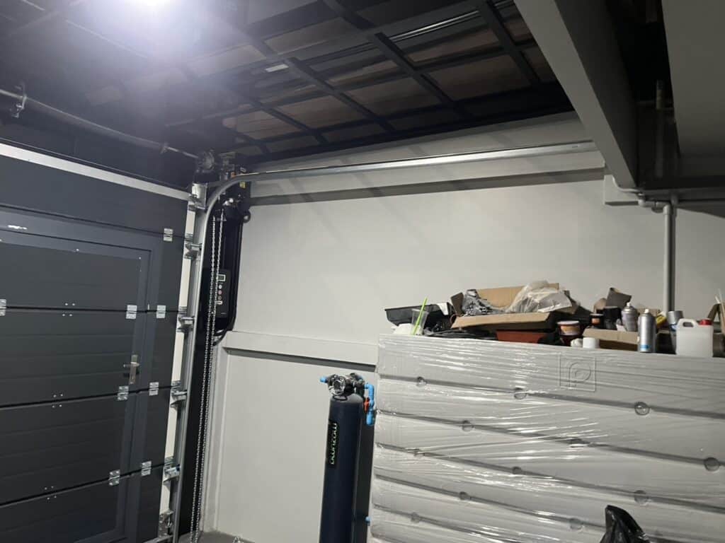 Installation photo of Standard Garage Door for Single House in Bangkok by OZ DOOR (9)
