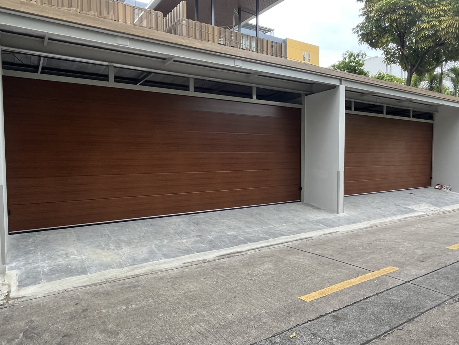 Installation photo of Standard Garage Door for Single House in Bangkok by OZ DOOR
