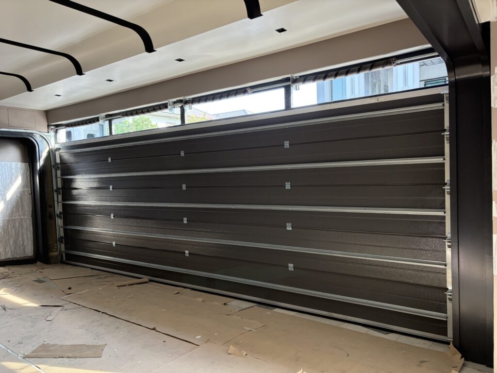 Installation photo of Standard Garage Door for Single House in Nonthaburi by OZ DOOR (4)