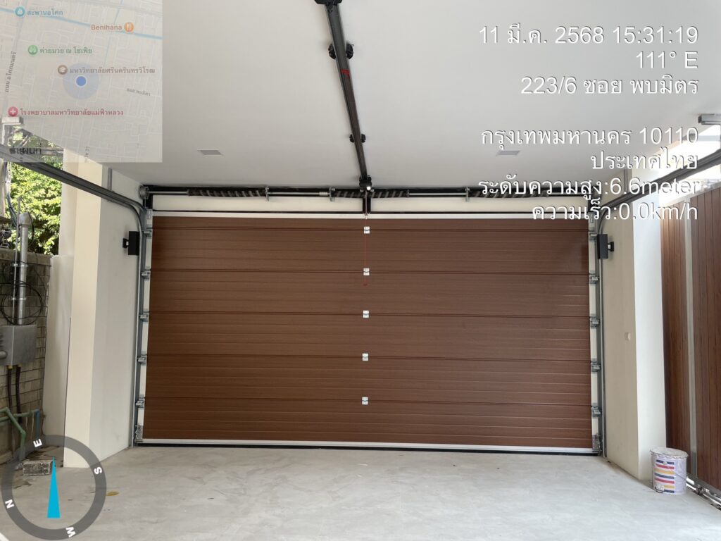 Installation photo of Standard Garage Door for Single House in Bangkok by OZ DOOR (2)
