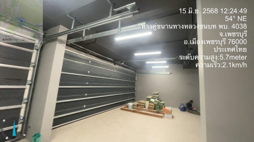 Installation photo of Standard Garage Door for Single House in Phetchaburi by OZ DOOR (5)