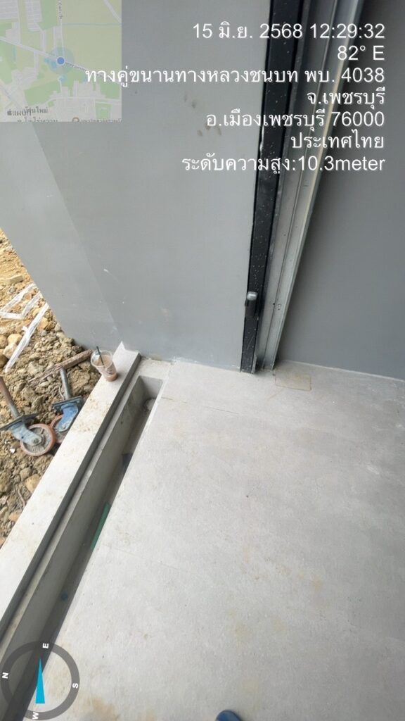 Installation photo of Standard Garage Door for Single House in Phetchaburi by OZ DOOR (7)