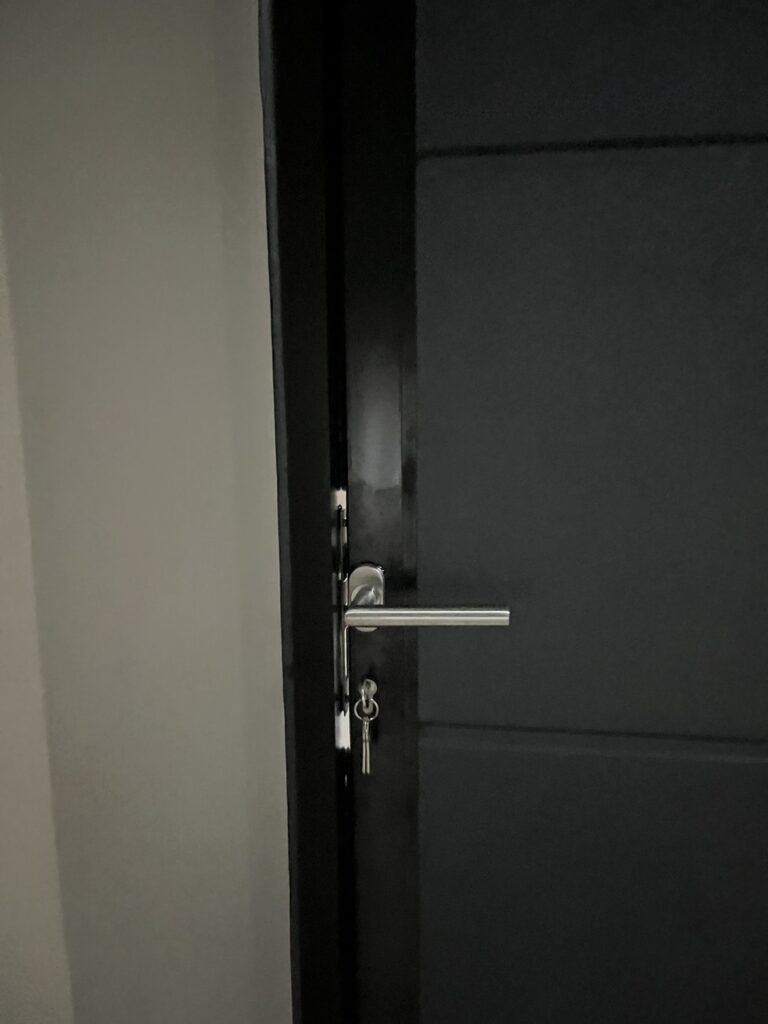 Installation photo of Standard Garage Door for Single House in Chonburi by OZ DOOR (12)