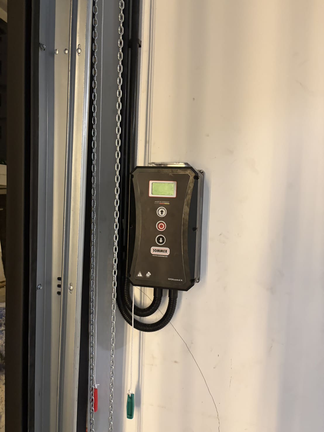 Installation photo of Garage Doors for Single House in Bangkok by OZ DOOR (11)