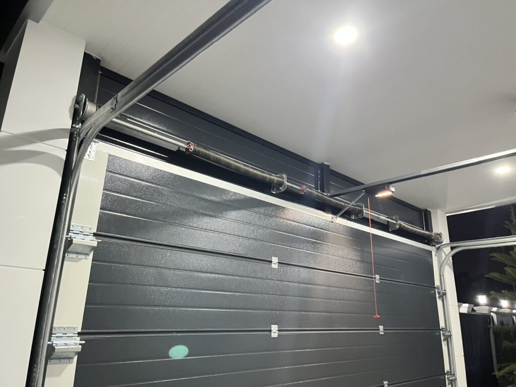 Installation photo of Garage Doors for Single House in Chonburi by OZ DOOR (8)
