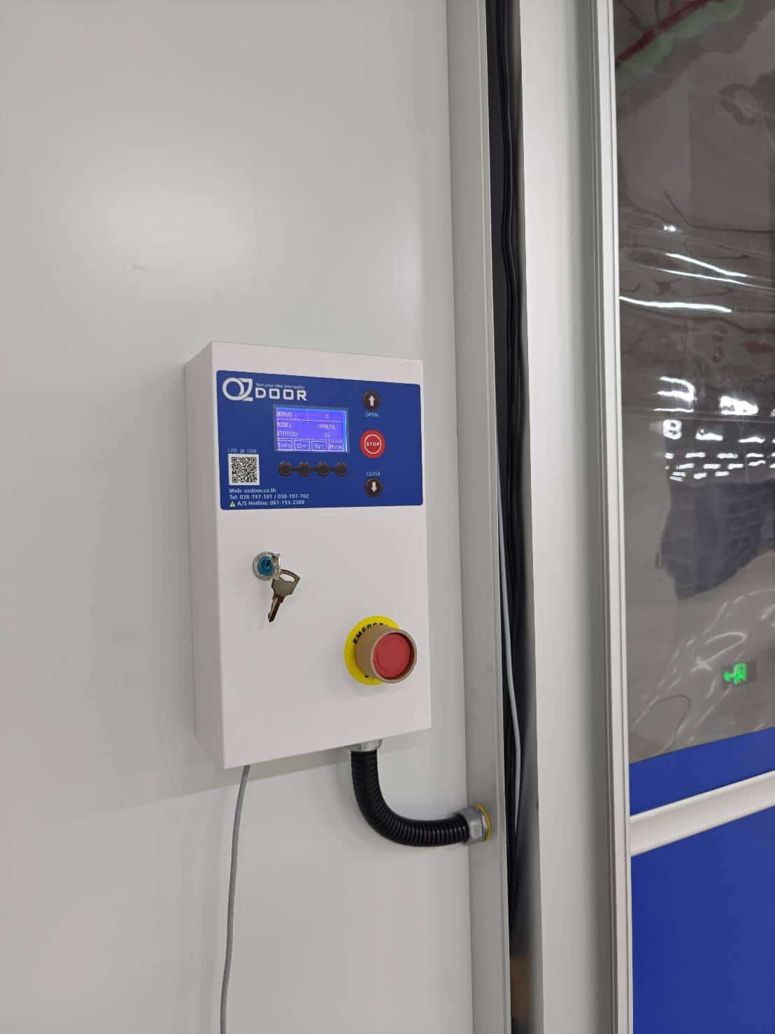 ภาพผลงานติดตั้งประตูไฮสปีด รุ่น Standard สำหรับอาหารและเครื่องดื่ม ที่ปทุมธานี โดย OZ DOOR (12)