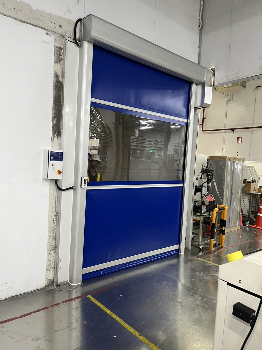 ภาพผลงานติดตั้งประตูไฮสปีด รุ่น Standard สำหรับโรงงานอุตสาหกรรม ที่พระนครศรีอยุธยา โดย OZ DOOR (10)