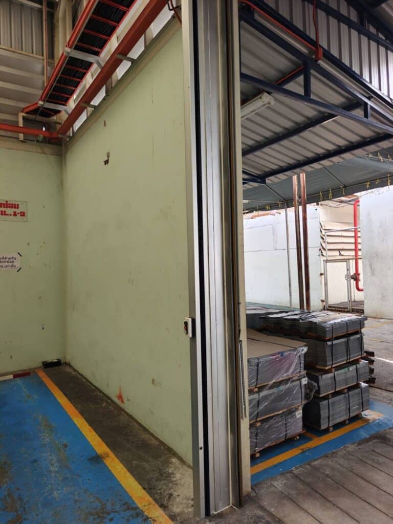 Installation photo of High Speed Doors for Food & Beverage in Samut Prakan by OZ DOOR (8)