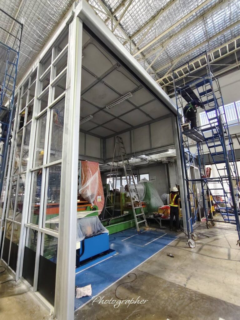 Installation photo of Standard High Speed Doors for Cold Storage in Chachoengsao by OZ DOOR (4)