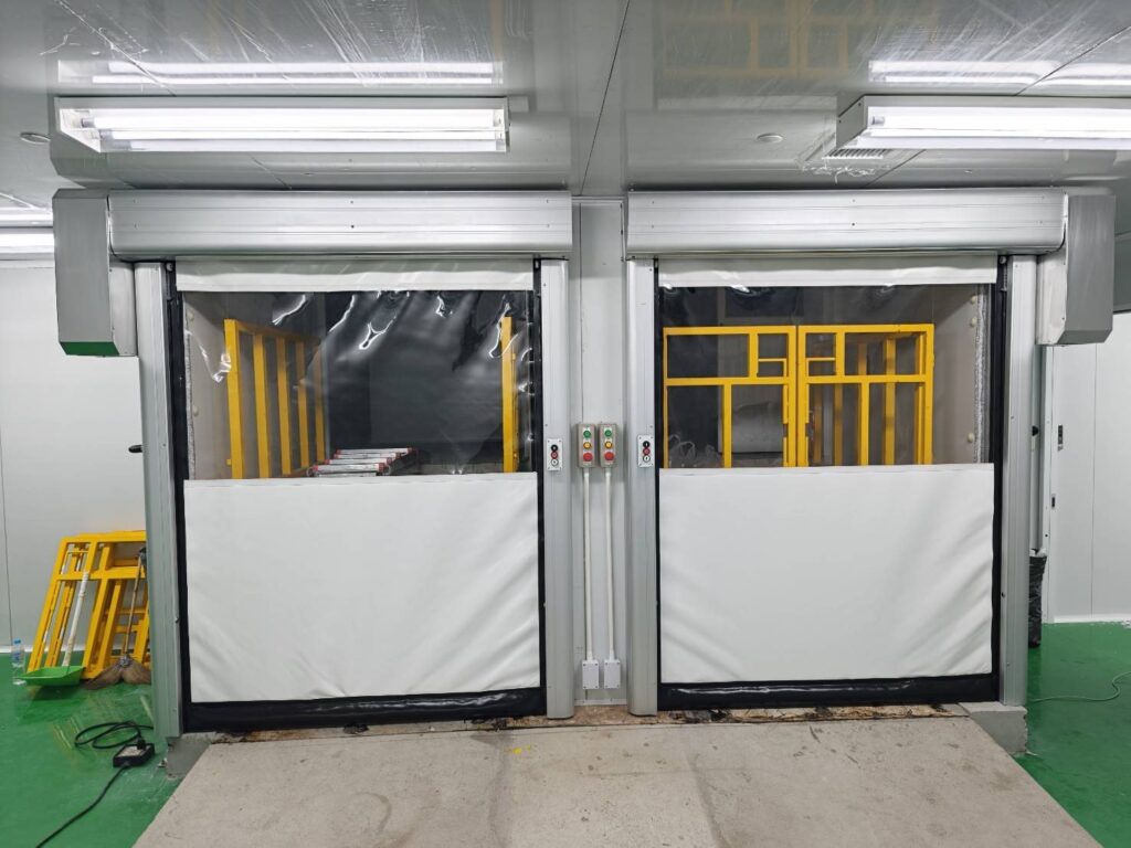 Installation photo of Zipper High Speed Doors for Cold Storage in Pathum Thani by OZ DOOR (3)